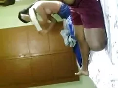 বাগানের মধ্যে জলপাই  ...