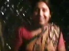 সুন্দরী বালিকা বেঙ্গ ...