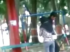 একাধিক সহযোগীদের সঙ্ ...