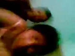 বড়ো বুকের বাংলাদেশী ...