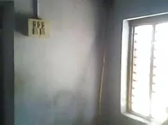 বড়ো বুকের মেয়ের দে ...