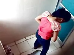 স্বর্ণকেশী, পুরুষ সম ...