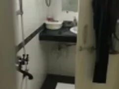 বুড়ো, তার নিজের পোশ ...